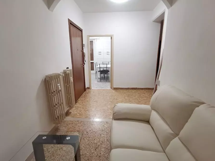 Immagine 17 di Appartamento in affitto  a Pisa