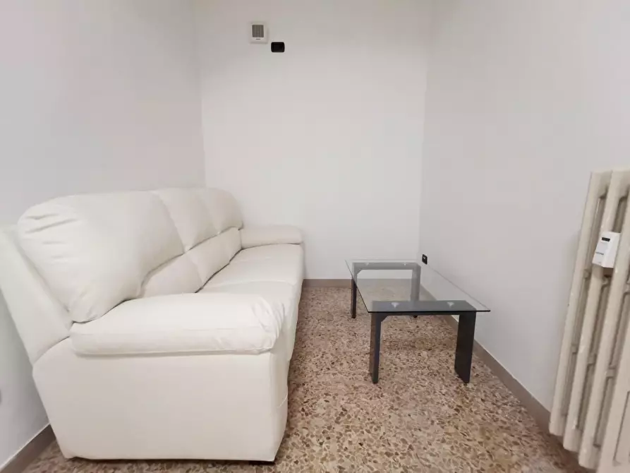 Immagine 13 di Appartamento in affitto  a Pisa