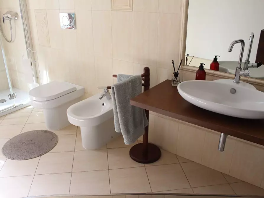 Immagine 21 di Appartamento in vendita  a Castelfiorentino