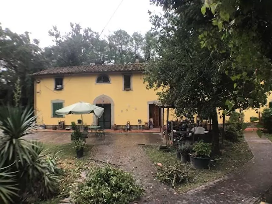 Immagine 1 di Casa colonica in vendita  a Monsummano Terme