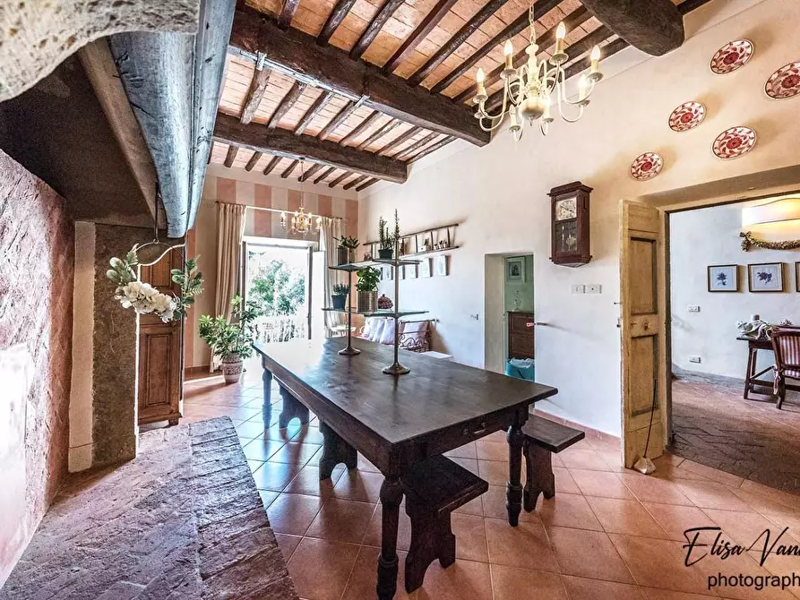 Immagine 29 di Palazzo in vendita  a Casciana Terme Lari