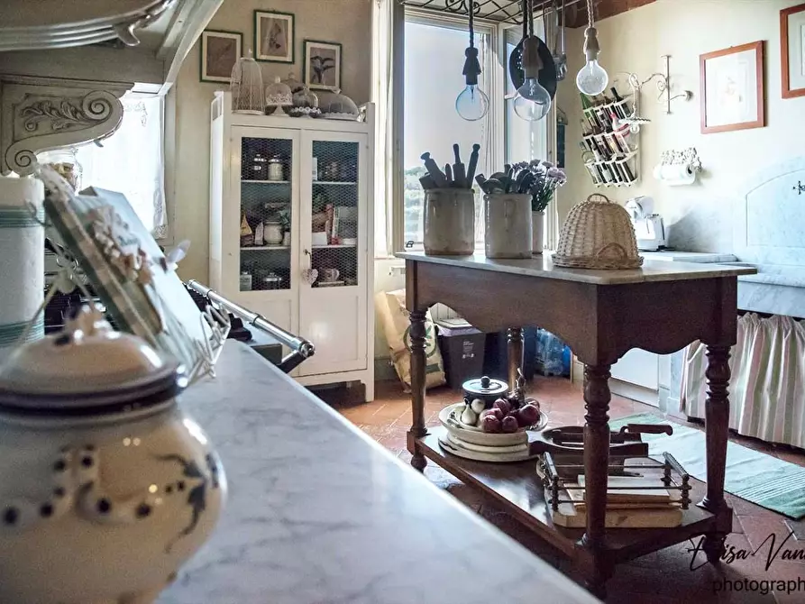 Immagine 13 di Palazzo in vendita  a Casciana Terme Lari