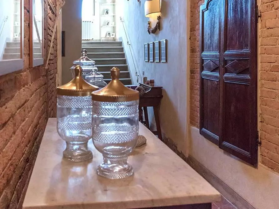 Immagine 12 di Palazzo in vendita  a Casciana Terme Lari