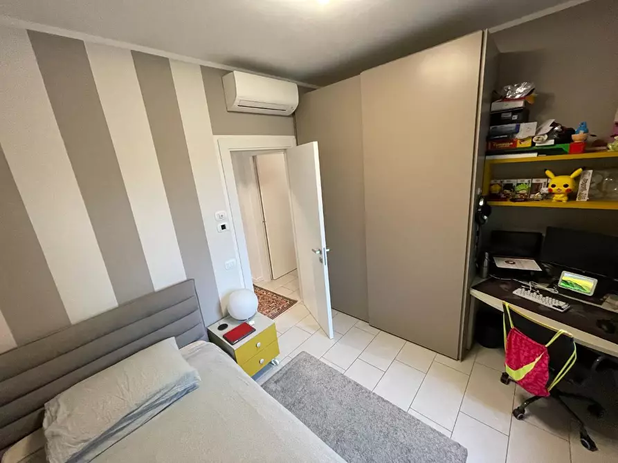 Immagine 8 di Porzione di casa in vendita  a Poggibonsi