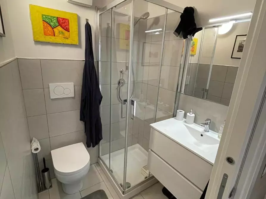 Immagine 11 di Porzione di casa in vendita  a Poggibonsi