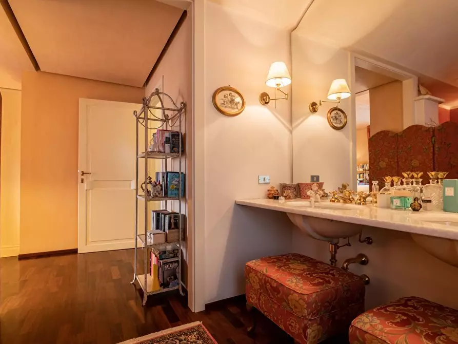 Immagine 14 di Villa in vendita  a Ponsacco