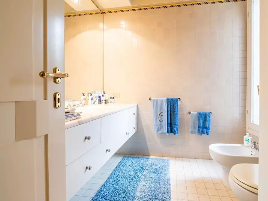 Immagine 18 di Villa in vendita  a Ponsacco