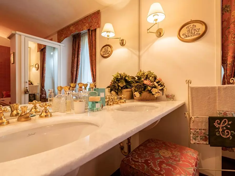 Immagine 13 di Villa in vendita  a Ponsacco