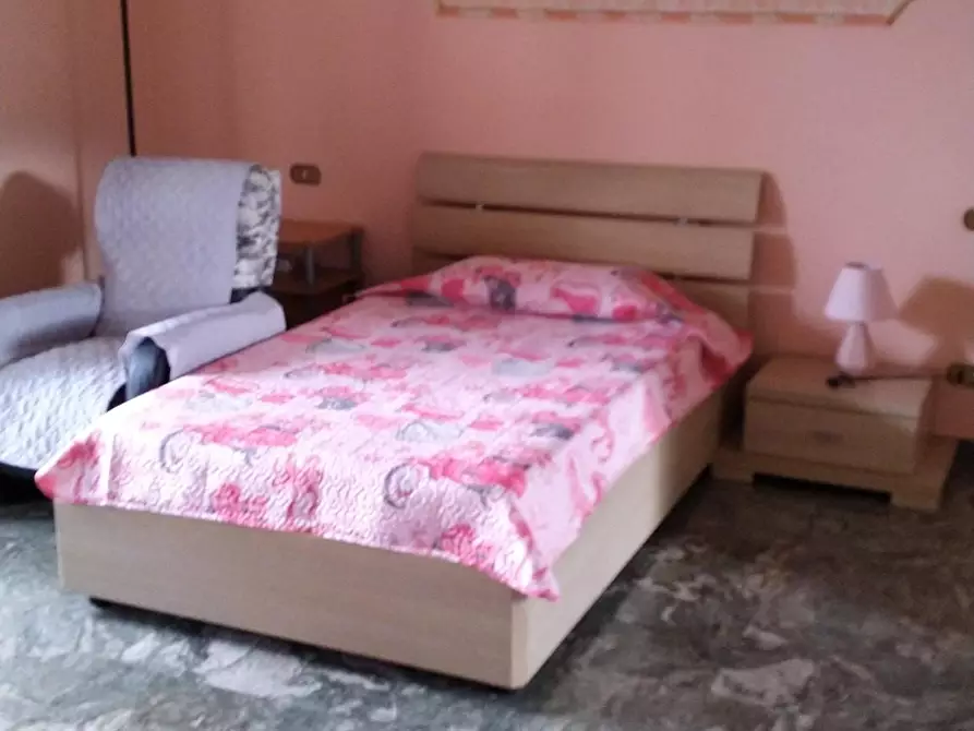 Immagine 8 di Appartamento in vendita  a Massa