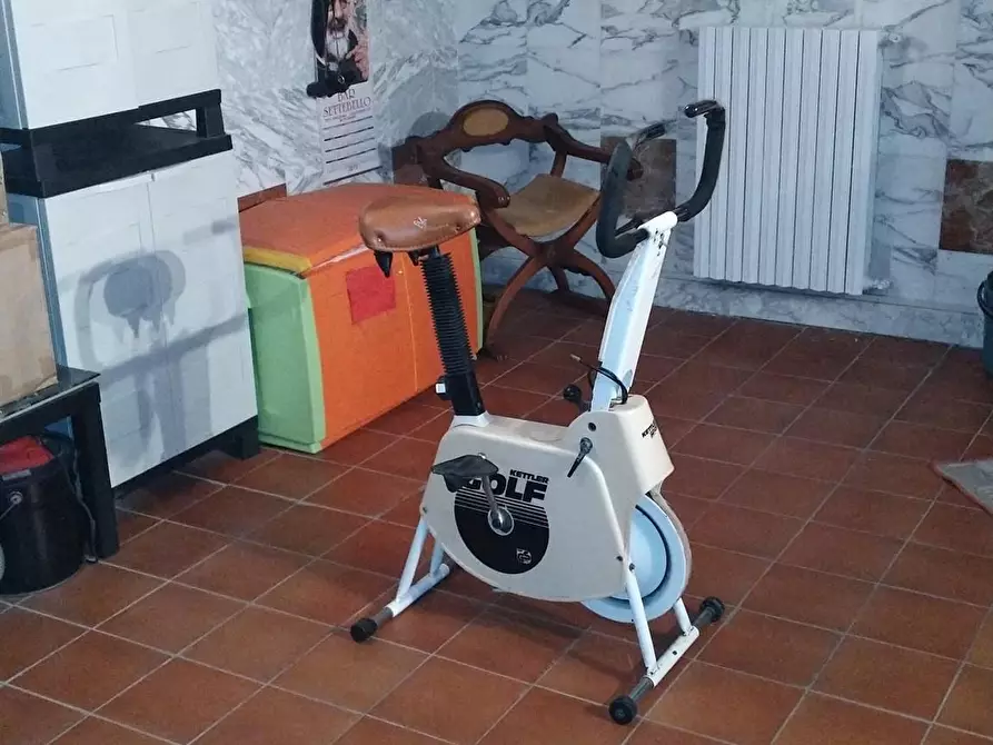 Immagine 18 di Appartamento in vendita  a Massa