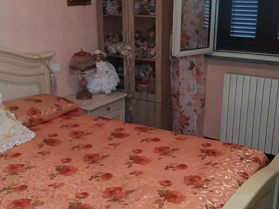 Immagine 14 di Appartamento in vendita  a Massa