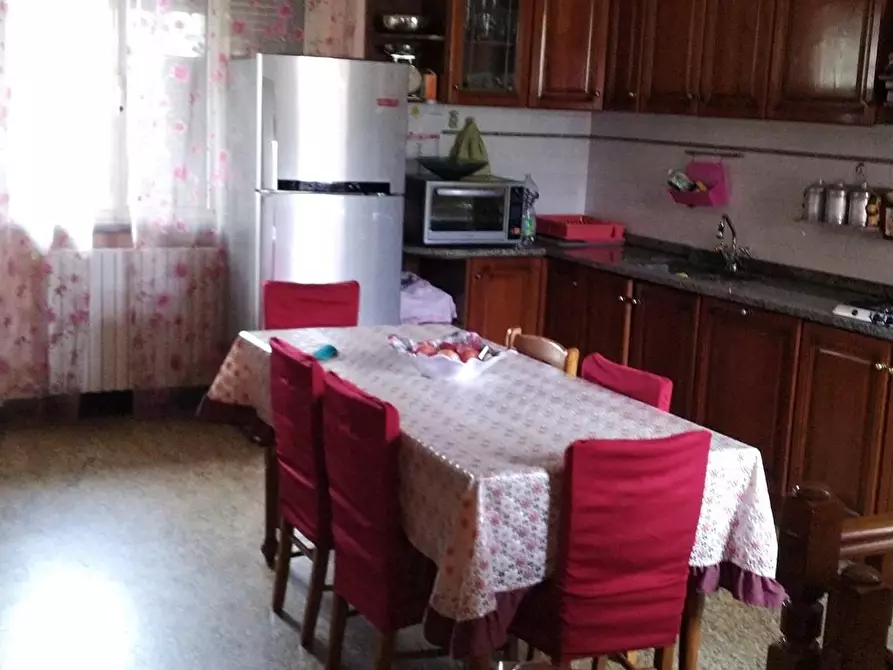 Immagine 13 di Appartamento in vendita  a Massa