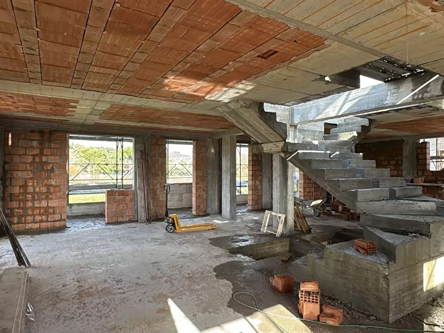 Immagine 3 di Casa bifamiliare in vendita  a Vinci