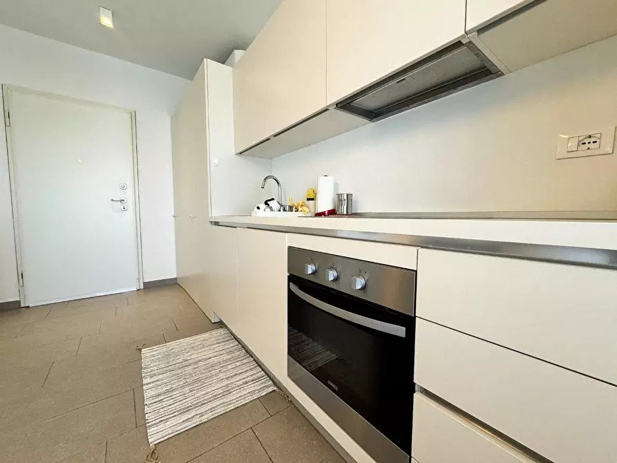 Immagine 20 di Appartamento in vendita  a Pisa