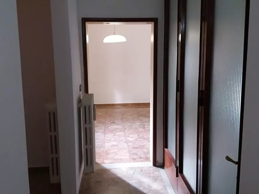 Immagine 6 di Appartamento in vendita  a Empoli