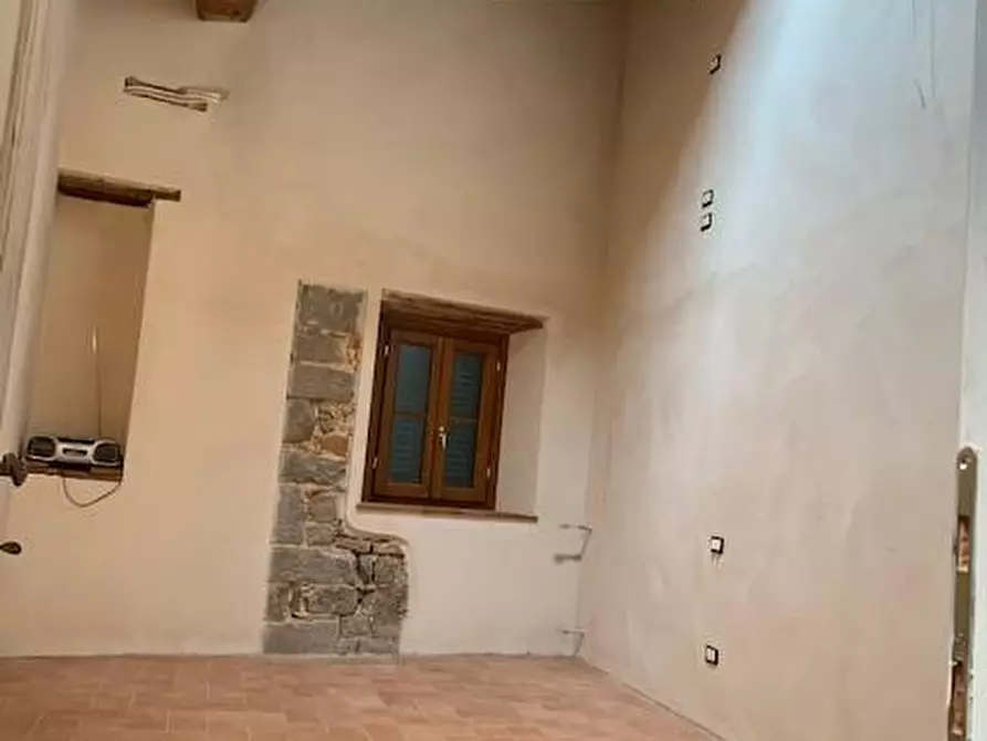 Immagine 14 di Terratetto in vendita  a Massa E Cozzile