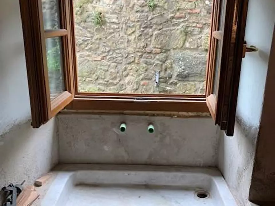 Immagine 9 di Terratetto in vendita  a Massa E Cozzile