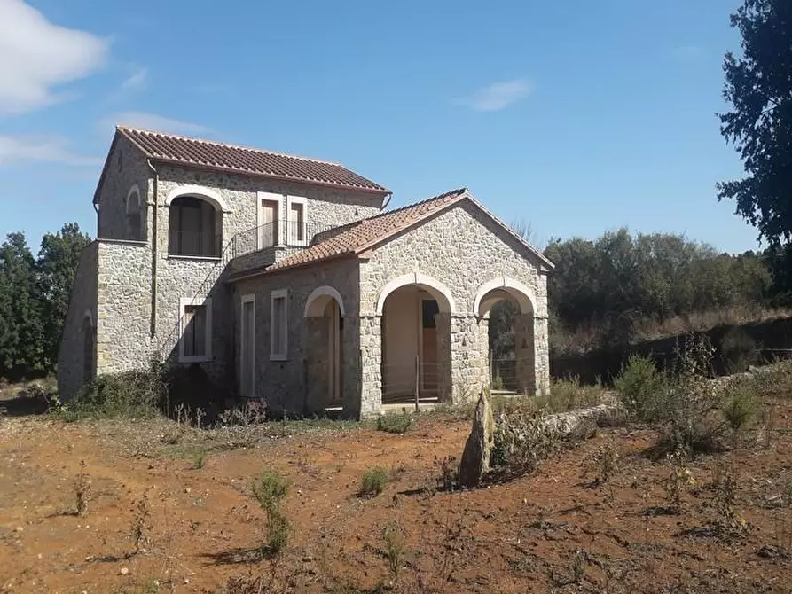 Immagine 10 di Rustico / casale in vendita  a Manciano