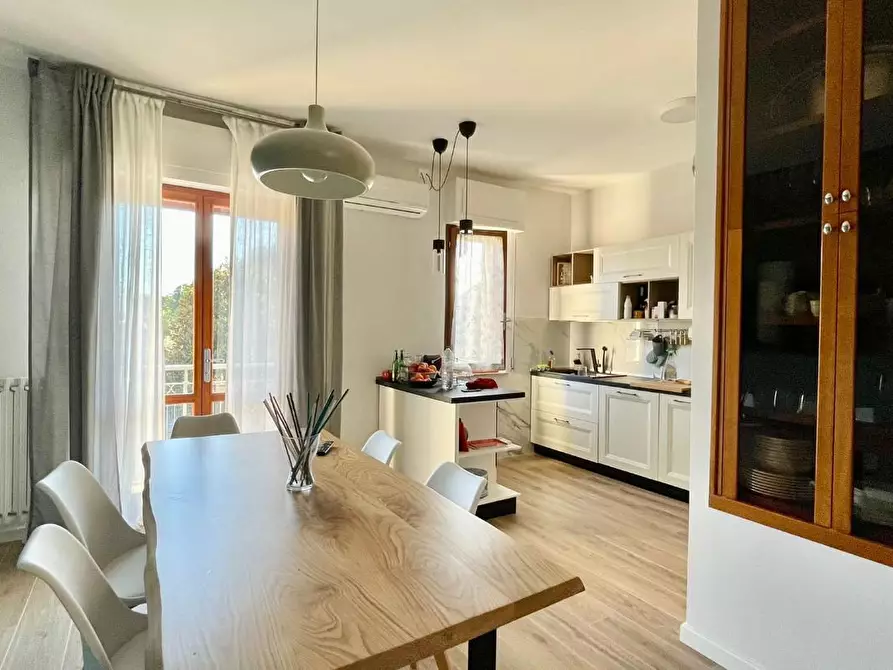 Immagine 7 di Appartamento in vendita  a Santa Maria A Monte