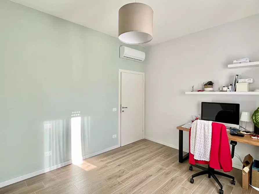 Immagine 18 di Appartamento in vendita  a Santa Maria A Monte