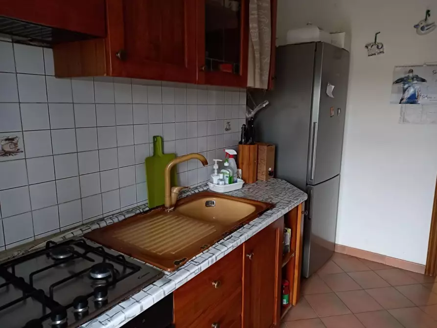 Immagine 6 di Appartamento in vendita  a Carrara