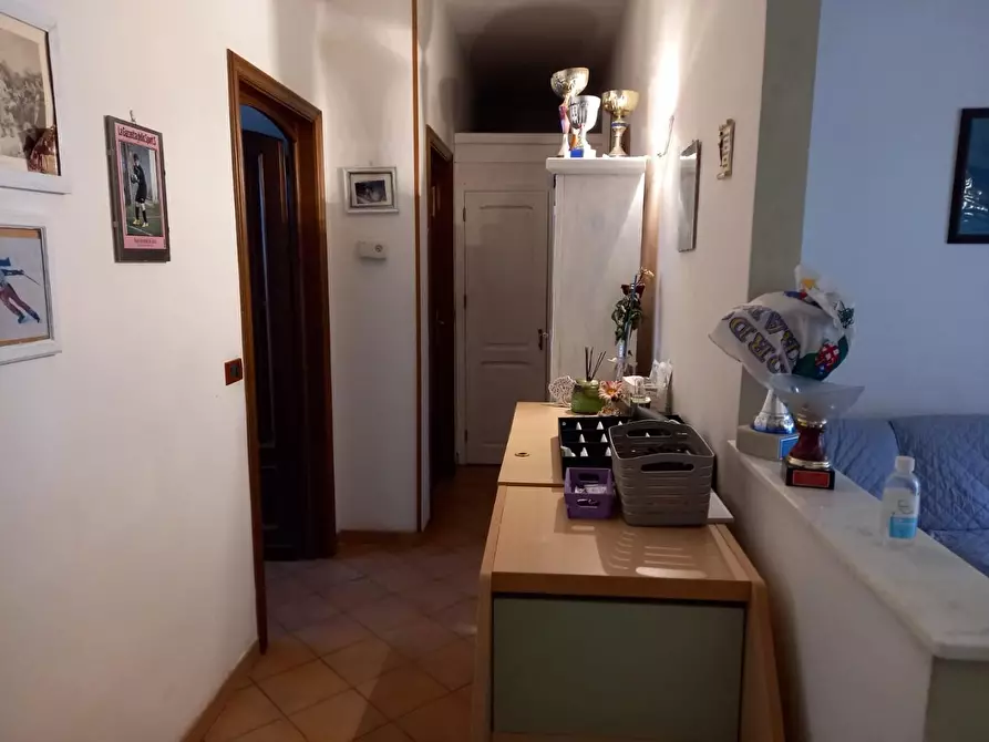 Immagine 4 di Appartamento in vendita  a Carrara