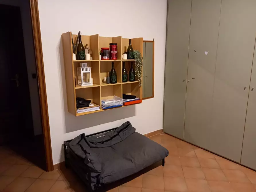 Immagine 3 di Appartamento in vendita  a Carrara