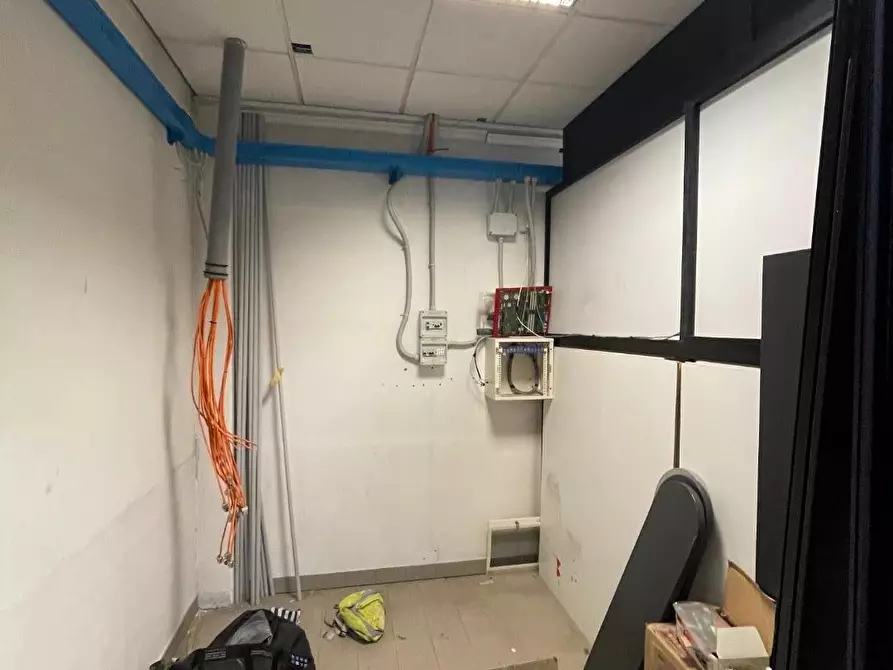 Immagine 4 di Attività artigianale in vendita  a Arezzo