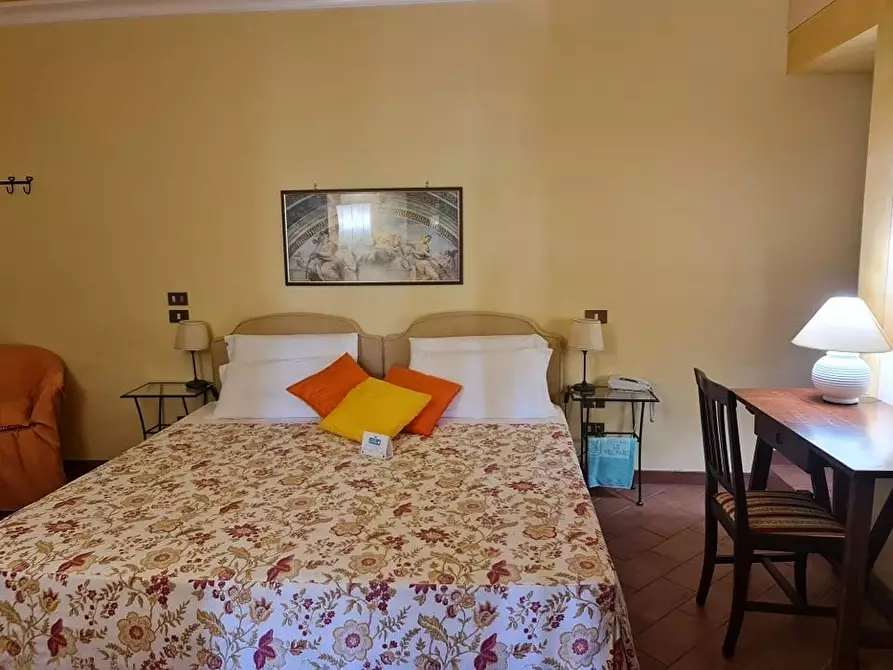 Immagine 13 di Villa in vendita  a San Gimignano