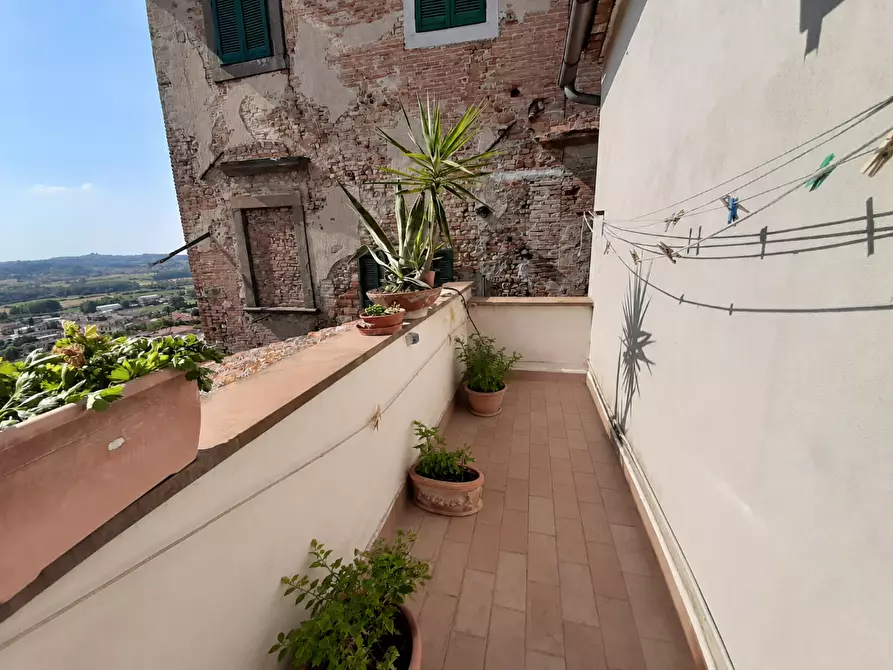 Immagine 1 di Appartamento in vendita  a Peccioli
