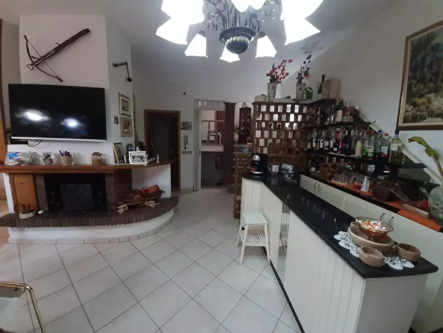 Immagine 10 di Appartamento in vendita  a Peccioli