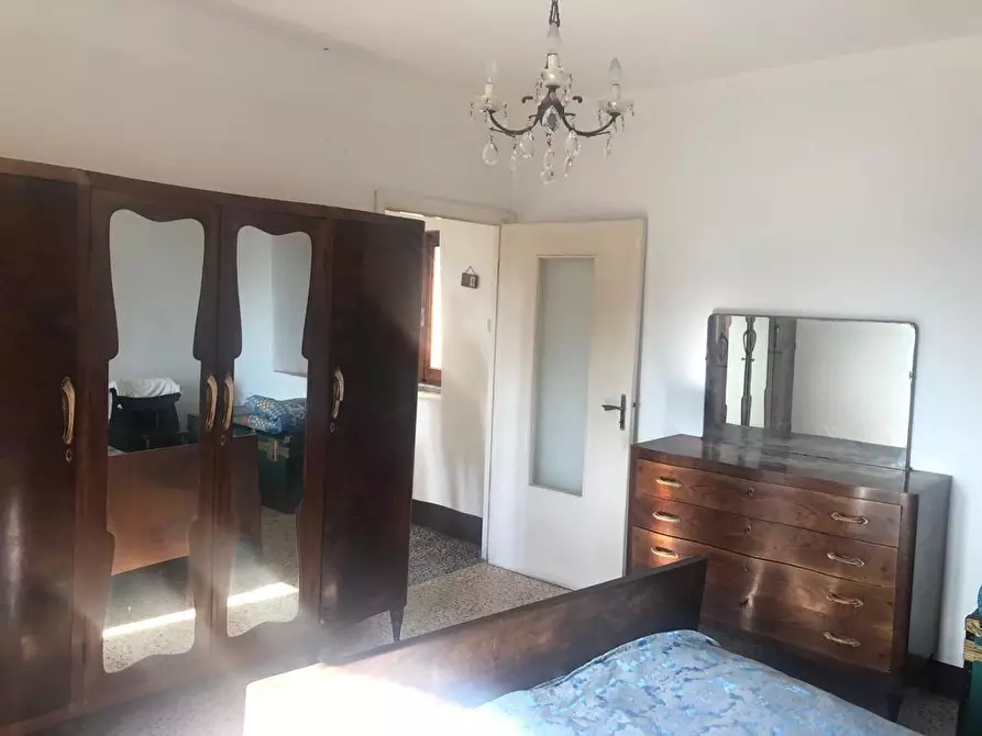 Immagine 11 di Terratetto in vendita  a Massa