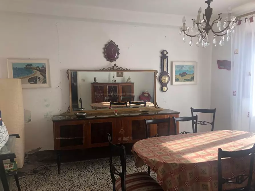 Immagine 4 di Terratetto in vendita  a Massa