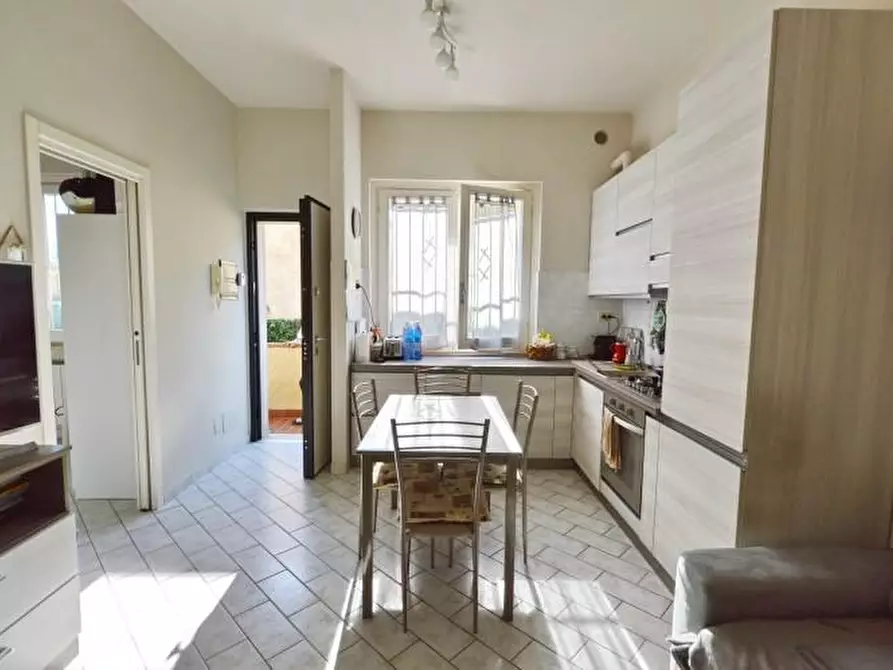 Immagine 4 di Appartamento in vendita  a Montignoso