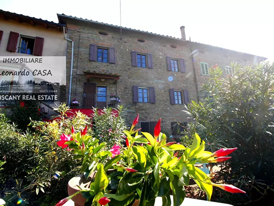 Immagine 33 di Casa colonica in vendita  a Lamporecchio