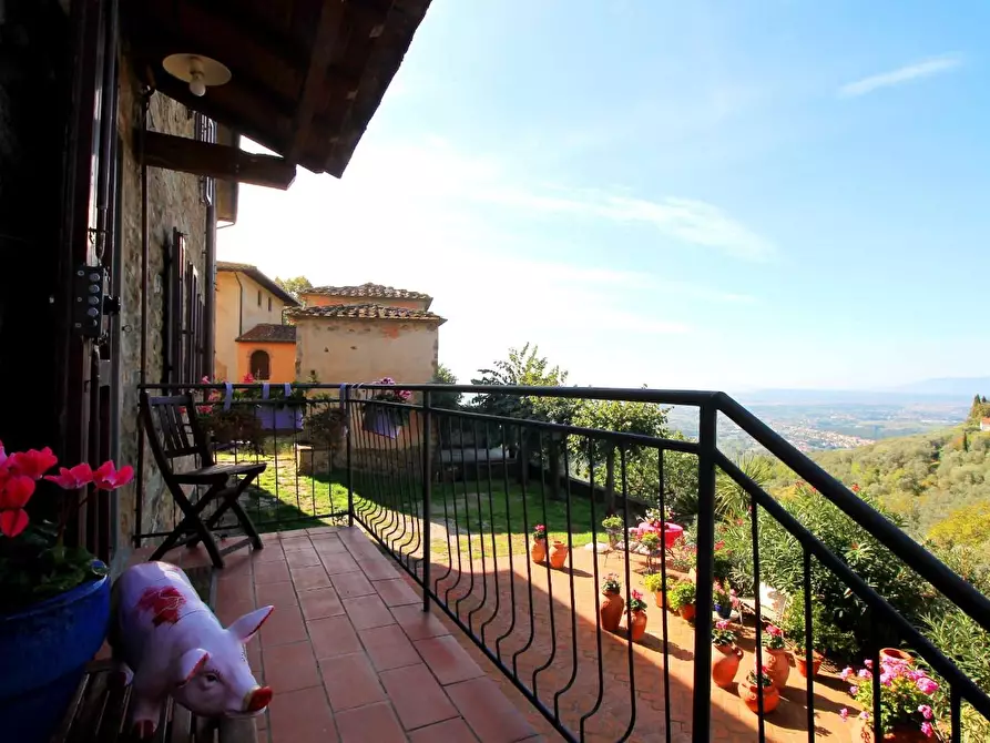 Immagine 29 di Casa colonica in vendita  a Lamporecchio