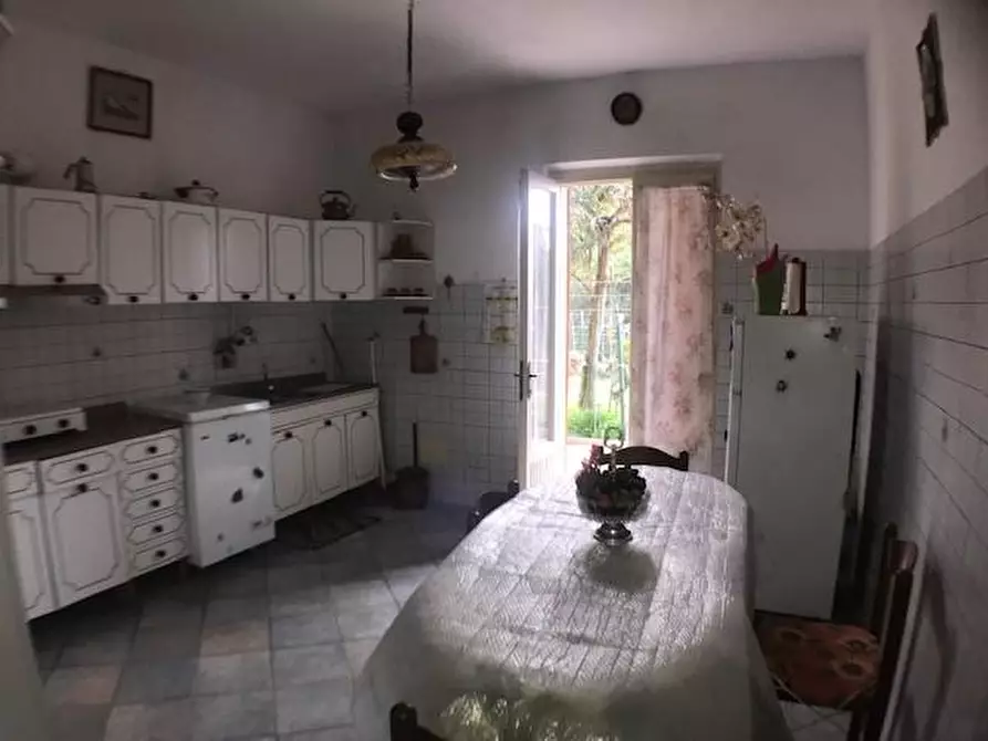 Immagine 2 di Casa bifamiliare in vendita  a Buggiano