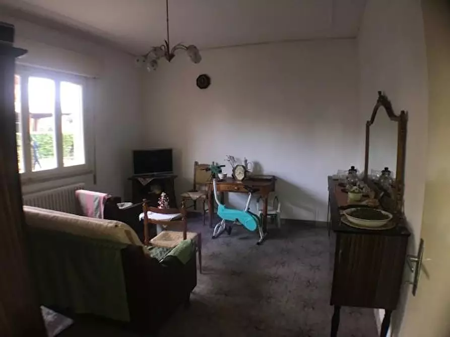 Immagine 5 di Casa bifamiliare in vendita  a Buggiano