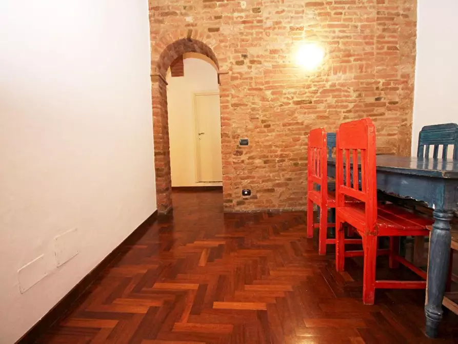 Immagine 3 di Appartamento in affitto  a Siena