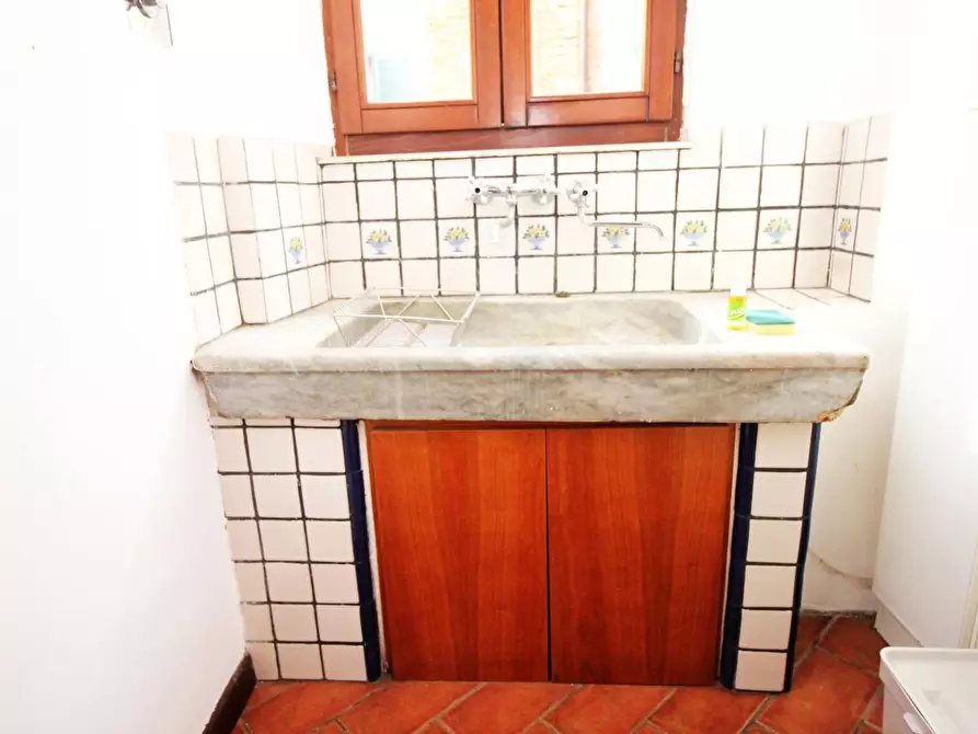 Immagine 18 di Appartamento in affitto  a Siena