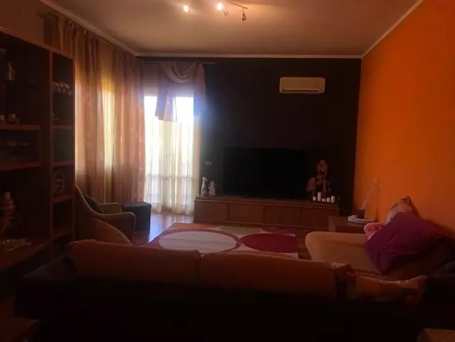 Immagine 4 di Villa in vendita  a Fucecchio