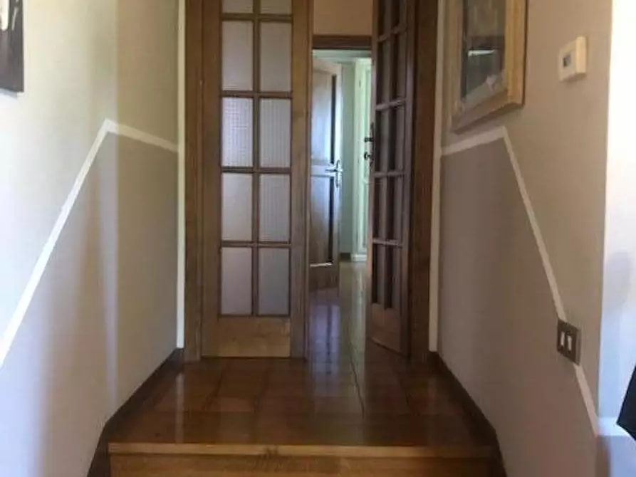 Immagine 8 di Villa in vendita  a Fucecchio