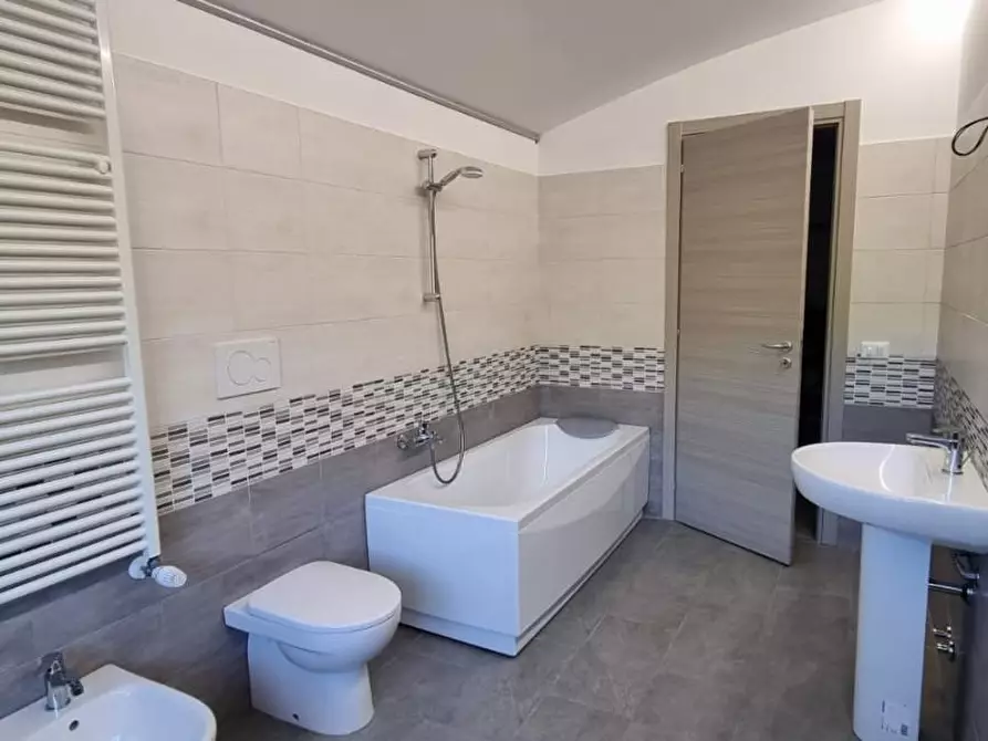 Immagine 14 di Appartamento in vendita  a Calci