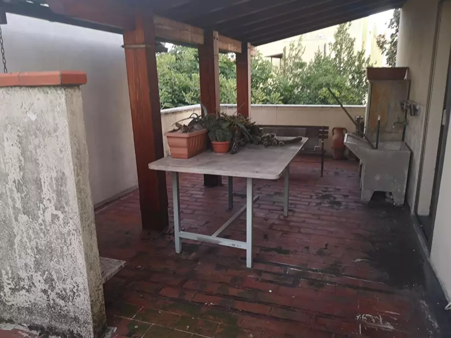 Immagine 5 di Casa bifamiliare in vendita  a Cascina