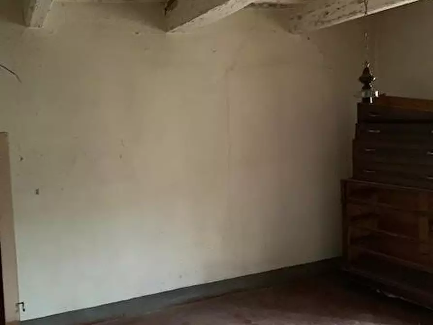 Immagine 4 di Appartamento in vendita  a Calci