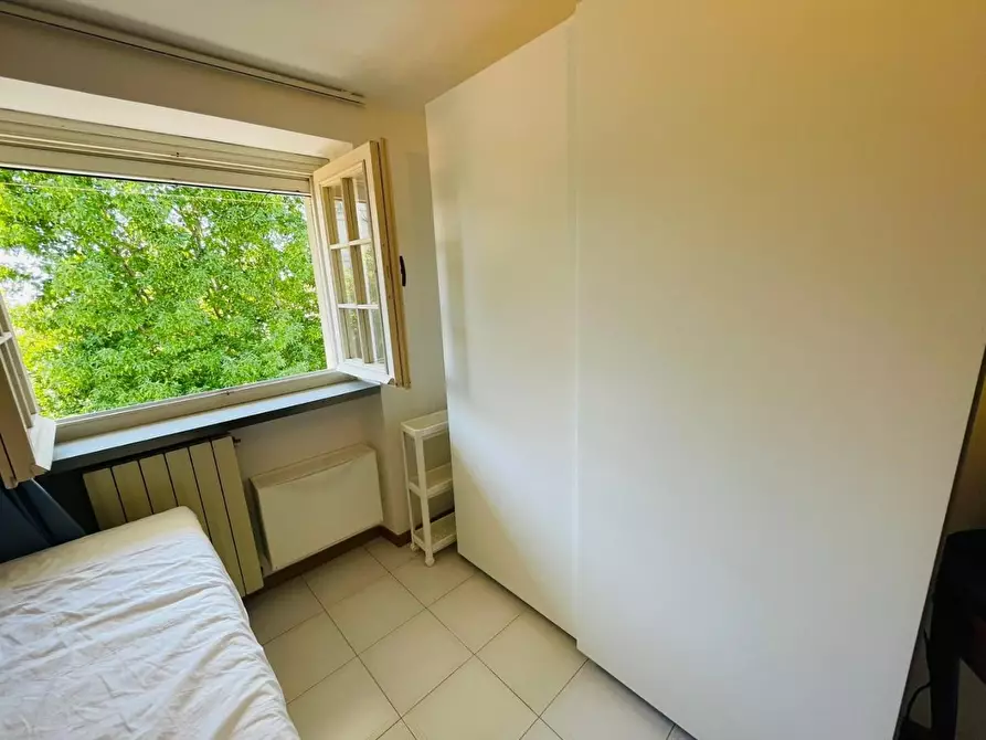 Immagine 39 di Mansarda in affitto  a Camaiore