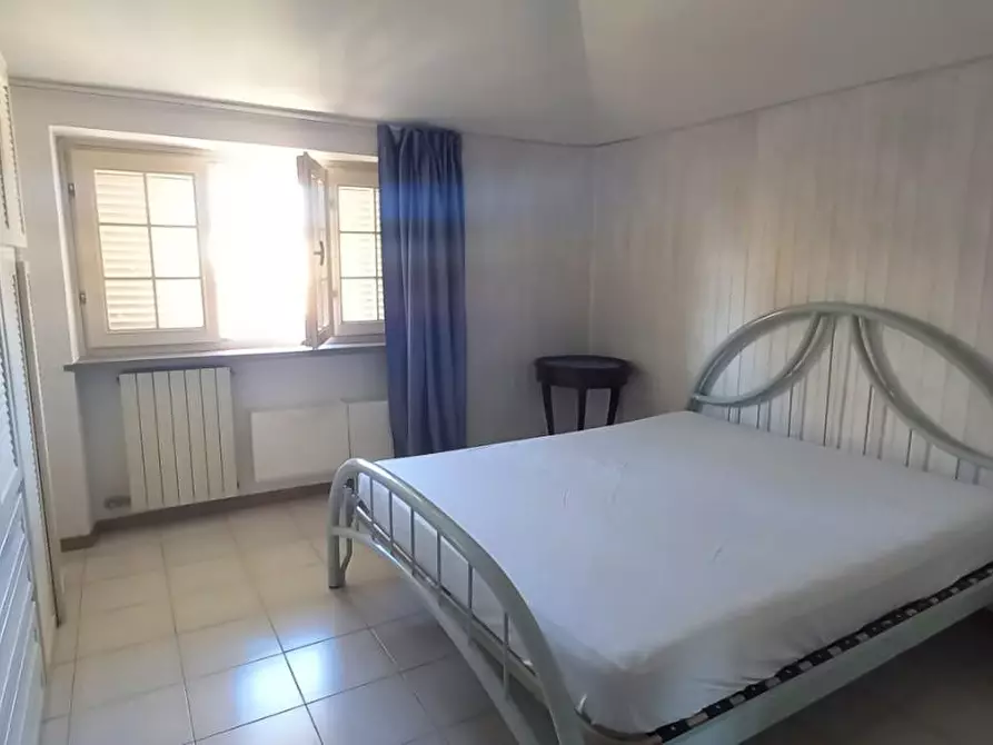 Immagine 9 di Mansarda in affitto  a Camaiore