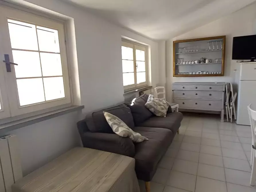 Immagine 7 di Mansarda in affitto  a Camaiore