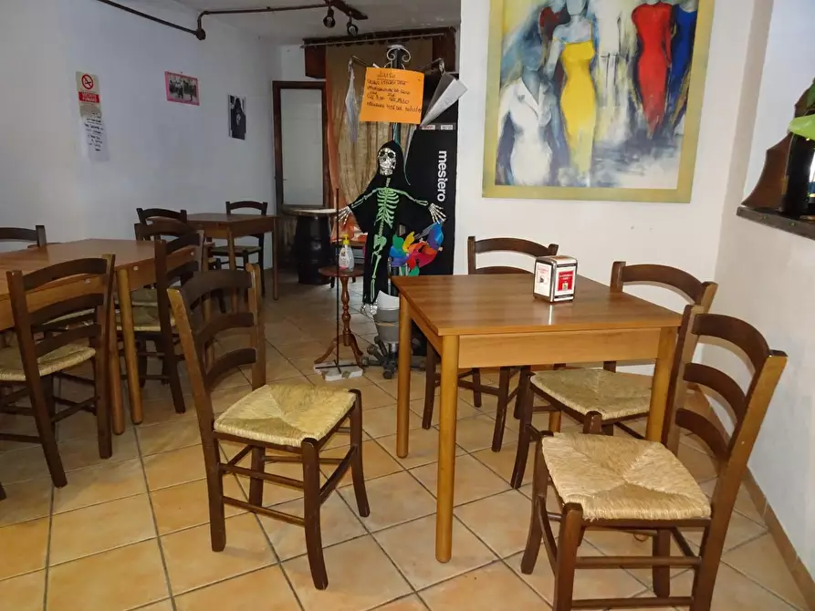 Immagine 5 di Alimentari in vendita  a Casciana Terme Lari