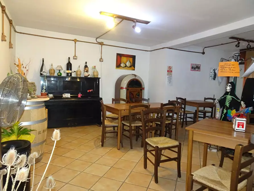 Immagine 9 di Attività commerciale in vendita  a Casciana Terme Lari